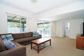 Jervis Bay Love Shack - Image 3