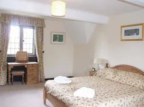 Lympne Castle Cottages - Image 5