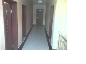 Qinghua Hotel - Image 4