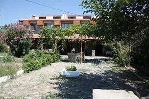 Troas Motel - Image 2