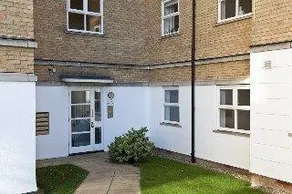 Elegant Zone 2 London Apartment - Image 1