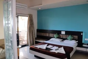 Blue Water Resort - Image 4