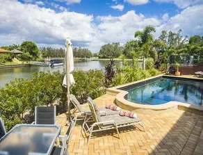 Dolphin Bay at Hope Island Resort - Image 4