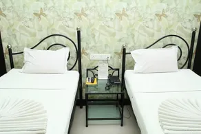 Aagaman Guest House - Image 4
