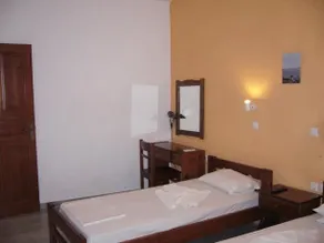 Ioanna Rooms - Image 4