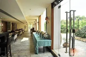 Guangzhou Dagang Garden Hotel - Image 2