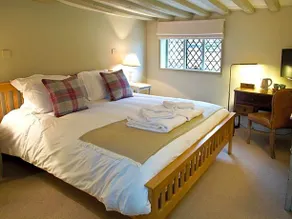 The Anchor Inn - Image 3