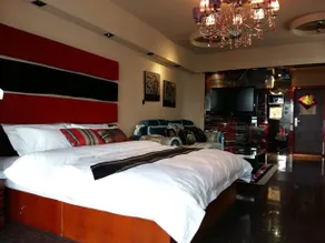 Baoyu Rongyao Shangcheng Fashion International Apartment (Harbin Central Street Flagship) - Image 3