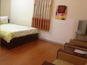 Zing Tour Hotel - Image 4