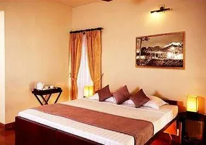 The Town House Kochi - Image 3
