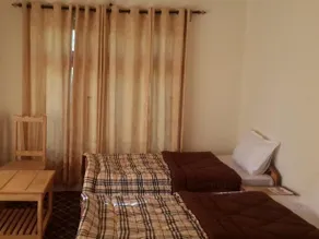 Zagoo Deluxe Guest House - Image 3