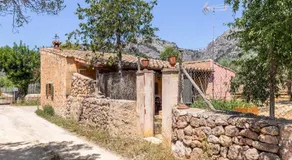 Apartment Hall Of The Mountain - Image 3