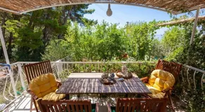 Ctma144/ Charming Holiday Home - Image 3