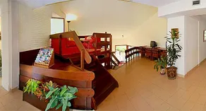 Nobile Inn Punta Del Este - Image 2
