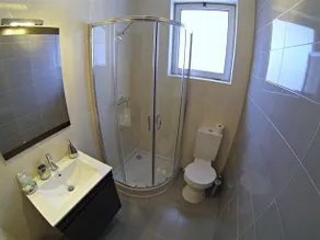 Clerigo Apartments - Image 3