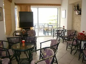 Aparthotel Sofia Mythos Beach - Image 3