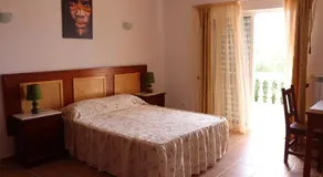 Rustic Villa Guesthouse - Image 5