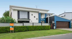 Campbell St, 11 Moffat Beach - Image 5