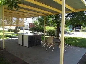 West Wyalong Caravan Park - Image 2