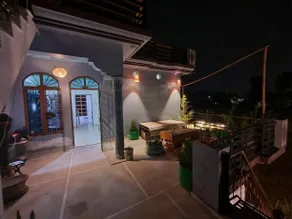 Sun N Soil Backpacker Hostel - Image 4