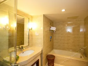 Yi Zui Hotel - Image 4