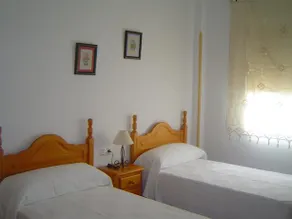 Apartamentos El Volapie - Image 3