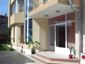 Vanessa Family Hotel - Image 2