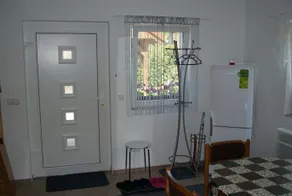 Apartment House Troja - Image 3