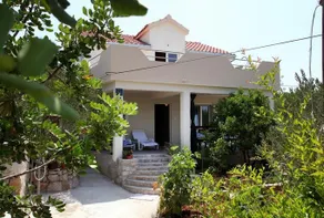 Milla Apartm - Image 2