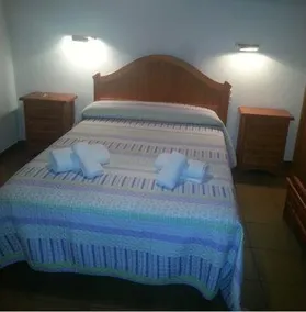 Hostal Fonda Villarluengo - Image 1