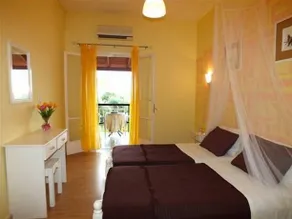 Firefly Hotel - Image 2