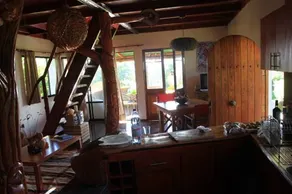 Hare Paoa Lodge - Image 2