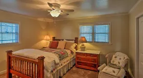Charming Ohio River Home With Water Views & Porch! - Image 3