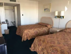 Lamplighter Motel - Image 3