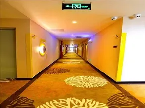 Juyilai Boutique Hotel (Xinghui Plaza Renshou Road Pedestrian Street) - Image 4