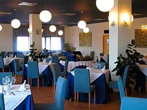 Hotel Villa De Estercuel - Image 3