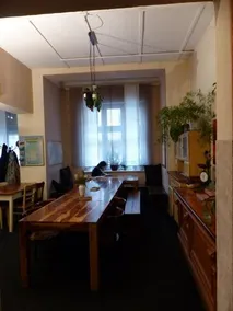 Corner Hostel - Image 2