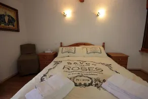 Saint Chinian Holiday Let - Image 2