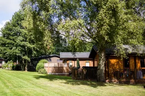Norfolk Park - Image 1