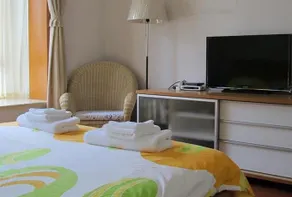 B&B Park side - Image 4