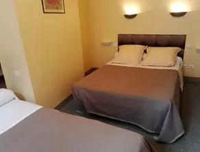 L’Hotel Du Square - Image 3
