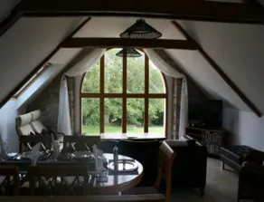 Oak View - Image 2