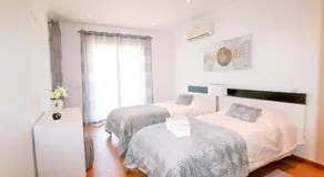 Pool and Sea View Apartment - Image 2