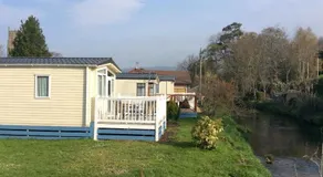 Deluxe Riverside Static Caravan - Image 2