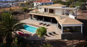 Oasis Villa with swimming pool in 4000m2 garden - Image 4