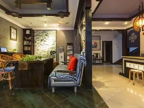 FENGHUANG DONGLIYUAN INN - Image 2