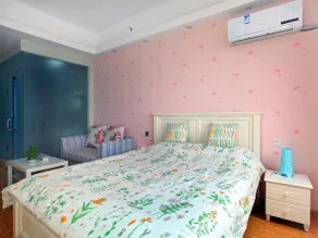 A Flight Attendant Hotel - Image 4