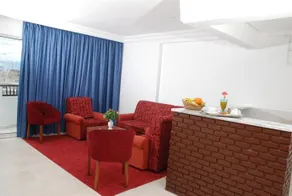 El Faracha Hotel - Image 2