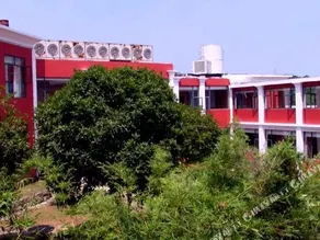 Qingjiang Tianlongwan Holiday Hotel - Image 3