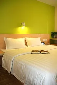 7 Days Inn West Street - Yangshuo - Image 3